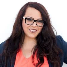 Marisa Cali's Instagram, Twitter & Facebook