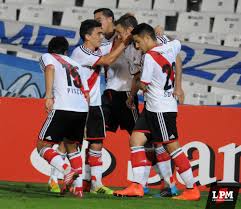 Iba apenas un minuto cuando marcos rojo chocó con fuerza a enzo pérez cuando la pelota ya estaba afuera de la cancha. File Property Title On Copa Sudamericana 2014 Godoy Cruz Vs River 3 16 Not Found La Pagina Millonaria
