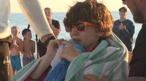 An 18-year-old with brain cancer fulfilled his dying wish to be baptized in  the Gulf. >>>  http://www.kptv.com/2025/11/19/young-man-with-rare-brain-cancer-fulfills-dying-wish-be-baptized-gulf/