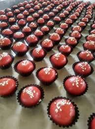 Nastar Red Velvet By Devi Juliana Setor Nastar Redvelvet Ah Salah Satu Bakulan Lebaran Aku Ini Bun Lemayan Laris Juga B Nastar Kue Kering Kue Kering Mentega