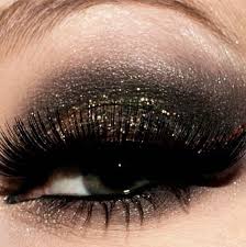 Black And Gold Smokey Eye Pin By Paula Valacak On Makeup 3 Punk Makeup Eye Makeup Hot Makeup