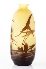 Emile Galle 1846 1904 Vase Galle Vase Ovoide A Col Ferme A Decor De Art Nouveau Tableaux Modernes Et Contemporains S Vase Galle Art Verrier Vase