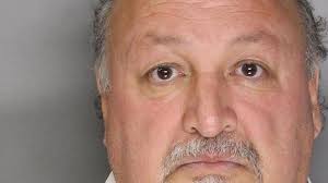 Sheriff's detectives: Sex offender caught with child pornography