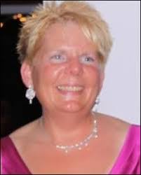 Wanda Ellsworth's Instagram, Twitter & Facebook