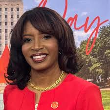 Stop by the Kirkwood Kickoff today until 1 p.m., second floor of Iowa Hall!  Grab some Mac and Cheese, a t-shirt, and learn more about campus resources,  clubs and organizations, as well