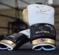 The pros and cons of leather versus synthetic boxing gloves