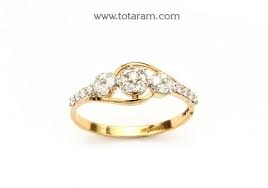 Diamond Ring For Women In 18k Gold Totaram Jewelers Buy Indian Gold Jewelry 18k Diamond Je Indian Diamond Jewellery Gold Jewelry Stores Gold Jewelry Indian