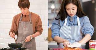 Channeling your inner professional chef is certainly a lot easier when you have the best cookware, especially when you choose a set that perfectly suits your cooking style and kitchen appliances. These 9 Talented K Pop Idols Boast Incredible Cooking Skills As Well Koreaboo