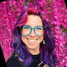 Stacey Chase's Instagram, Twitter & Facebook