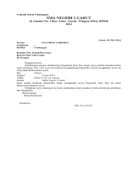 Surat Undangan Setengah Resmi Dengan Dihiasi Lukisan Daerah Kerja Bakti