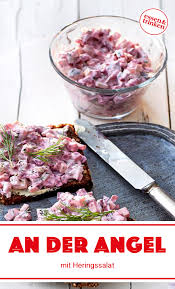 Heringssalat Rezept In 2020 Essen Und Trinken Heringssalat Lebensmittel Essen