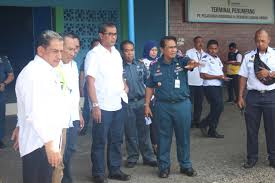 Check spelling or type a new query. Infopublik Perhubungan Laut Lakukan Monitoring Dan Pengecekan Kesiapan Nataru Di Ambon