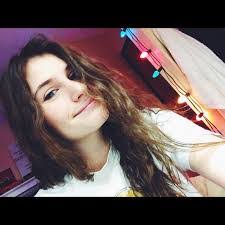 Kara Mcfadden's Instagram, Twitter & Facebook