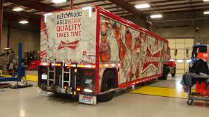 Anheuser Busch Budweiser Beer Mickey Side Loader Beverage Truck With Hts Systems Two 2 Hts 30d Direct Mount Units Mickey Truc Hand Trucks Trucks Beer Truck