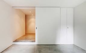 Ob für den luxuriösen loft oder das kleine zuhause, die schiebetür bietet für beides ungeahnte vorzüge. Holz Und Glas Schiebeturen Nach Mass Raumteiler Schiebeturen De