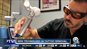 Laura Beem's Instagram, Twitter & Facebook