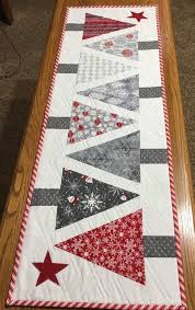Image Result For Free Reversible Strippy Table Runner Pattern Alaskacro Quilted Table Runners Christmas Quilted Table Runners Patterns Patchwork Table Runner