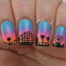 Uno de los trucos es usar un alfiler, con esto podrás hacer con detalle cualquier dibujo animado. 9 Ideas De Secuencias Manicura De Unas Manicura Unas Disney