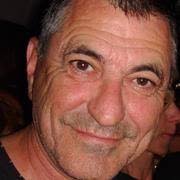 Sur la petite boutique des animaux et des hommes, son calendrier 2021, des créations de nos bénévoles, des sapins et des bijoux faits main, n'hésitez pas à aller y faire un tour! About Jean Marie Bigard French Comedian And Actor 1954 Biography Filmography Discography Facts Career Wiki Life