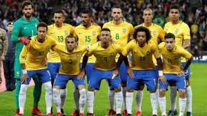 ⚠️بعد 32 يومًا من السجن ، تم اليوم إطلاق سراح رونالدينيو وشقيقه وعادا الى البرازيل. Ù…Ù†ØªØ®Ø¨ Ø§Ù„Ø¨Ø±Ø§Ø²ÙŠÙ„ ÙŠØ¨Ø­Ø« Ø¹Ù† Ø±Ù‚Ù… ØºØ§Ø¦Ø¨ Ù…Ù†Ø° 2006 Ø£Ù…Ø§Ù… Ø§Ù„Ù…ÙƒØ³ÙŠÙƒ Ø§Ù„Ø±Ø´Ø§Ø¯ Ø¨Ø±Ø³