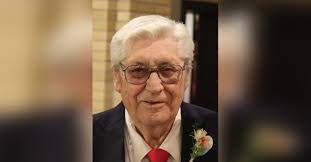 Pat Reece's Instagram, Twitter & Facebook