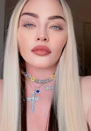 SU ÚLTIMA OPORTUNIDAD! El evento en Copacabana podría impulsar finalmente  que "Abracadabra" se convierta en el smash hit que debió ser desde un  inicio. Ahora mismo la canción está teniendo un éxito