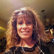 Rose Durkin's Instagram, Twitter & Facebook