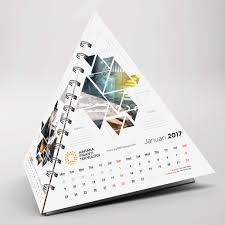Desain cetak kalender 2020 yang anda akan buat haruslah menarik dan unik agar terlihat lebih menonjol. Jasa Desain Kalender Profesional 15 Pilihan Bayar 1 Saja