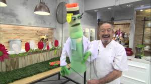 Tradicionalmente en decoesfera visitamos la cocina de karlos arguiñano en dos ocasiones anuales: Karlos Arguinano En Tu Cocina En Antena 3 Internacional Youtube