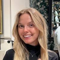 Shannon Dorr's Instagram, Twitter & Facebook