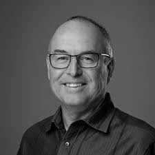 Leonard Wipf's Instagram, Twitter & Facebook