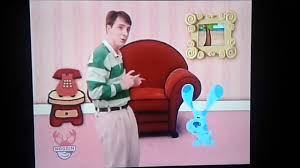 Sí, adivinaste, estamos muy emocionados y extrañando las épocas en las que encontrar las claro, mucho ha cambiado desde la última vez que nos pusimos a resolver acertijos con la simpática blue. Blue S Clues We Re Ready For Our Thinking Chair What Does Blue Want To Build By Headegg29o