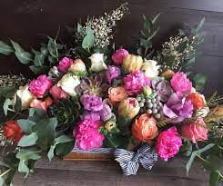 A contemporary austin florist offering affordable and creative arrangements. Love Box In Austin Tx Mercedes Flowers