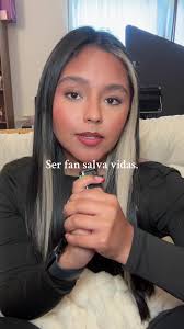 Y no quiero que esto se vea como “¿cómo hago esto sobre mi?” Solo quiero  compartir cómo ser fan repercutió en mi vida de forma positiva. Justo les  hice un video para la plataforma de videos largos con ...