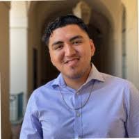 Alex Renderos's Instagram, Twitter & Facebook