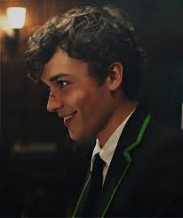 I'm in love with a criminal 😵‍💫| Thank you guys for 5.6k and 200k likes  its insane <3 #mattheoriddle #mattheo #harrypotter #mattheoedit #slytherin  #edit #viral #omgpage #omgpageedit #benjaminwadsworth ...