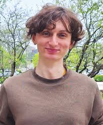 Mathematical Framework Explains Evolutionary Dynamics of Behavior