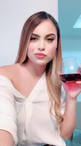 JASMINEPADRON (@jasmine.padron)