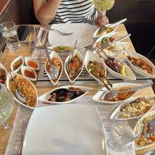 Best Singaporean Restaurants near Wau in Amsterdam, Noord ...