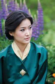 Queen jetsun pema of bhutan's jade tiara. Jetsun Pema Of Bhutan Frau Gesicht Gesicht Koniginnen
