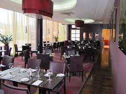Dine and entertain in style with our latest fabulous dining room furniture from norwich furniture. Dining Room Picture Of Holiday Inn Norwich City Tripadvisor