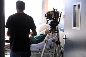 Résultat de recherche d'images pour "120 battements par minutes film"