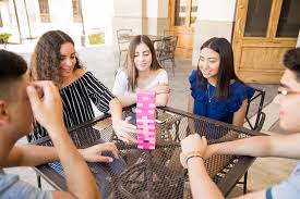 36 juegos para pasar la cuarentena total en casa muchos de ellos quedaron en el olvido con el paso de los años, pero son los que entretuvieron a varias generaciones antes. Beneficios De Los Juegos En La Adolescencia Eres Mama