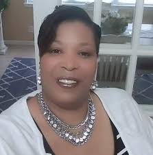 Toya Curry's Instagram, Twitter & Facebook