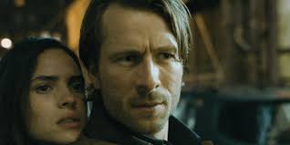 Casting Updates: Keanu Reeves Is Shadow the Hedgehog, Julia Garner Is the  MCU's Silver Surfer & Glen Powell Is 'The Running Man'