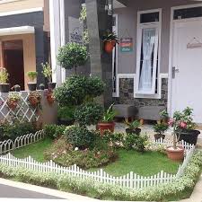 Untuk ukuran rumah subsidi, rumah di akarwangi residence dijual dengan ukuran yang sedikit lebih besar, yaitu 36 m2 untuk luas bangunan dan 36 m2 ada juga dapur, teras dan taman kecil yang bisa anda manfaatkan untuk berkebun. Rekomendasi Renovasi Rumah Subsidi Bagian Depan Baleagung