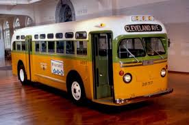 The Bus On Which Rosa Parks Was Arrested Although It S Commonly Thought She Was Expected To Give Up Her Seat To Rosa Parks Bus Rosa Parks Civil Rights Museum