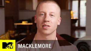 Macklemore Visits the Interagency Recovery School