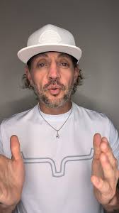 Sara Stauffer owner of Revinylized Creations and Decor sits down to discuss  the importance of the Ottawa Memorial Auditorium in our community and all  it provides for her business. Visit Revinylized Creations