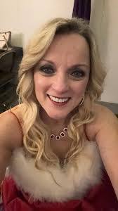 Wanda Brush's Instagram, Twitter & Facebook